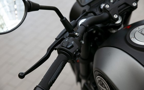 Gebrauchtmotorrad Benelli Leoncino 125 - Bild 11