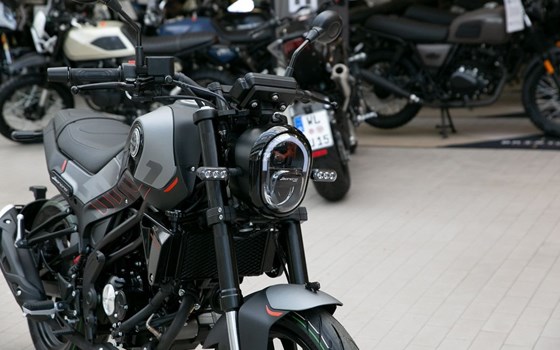 Gebrauchtmotorrad Benelli Leoncino 125 - Bild 6