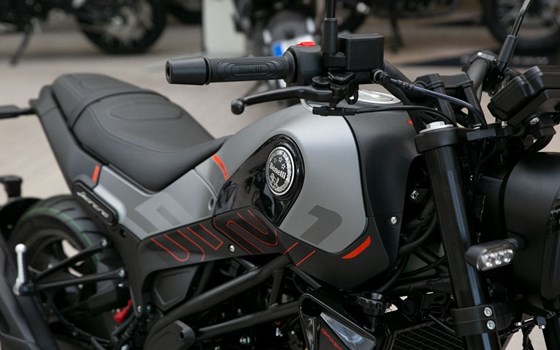 Gebrauchtmotorrad Benelli Leoncino 125 - Bild 7