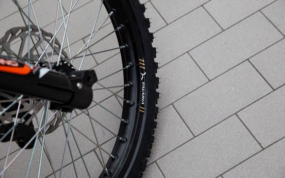 Neufahrzeug Talaria Sting - Bild 6