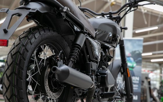 Gebrauchtmotorrad Brixton Cromwell 125 - Bild 13