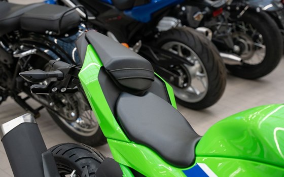 Neufahrzeug Kawasaki Ninja 125 - Bild 11