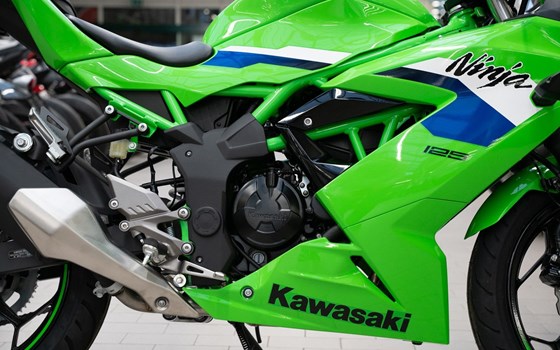 Neufahrzeug Kawasaki Ninja 125 - Bild 18