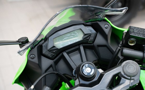 Neufahrzeug Kawasaki Ninja 125 - Bild 8