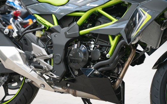 Neufahrzeug Kawasaki Z125 - Bild 17
