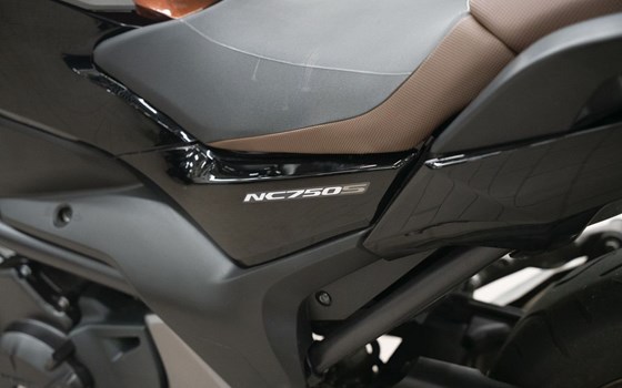 Gebrauchtmotorrad Honda NC750S - Bild 17