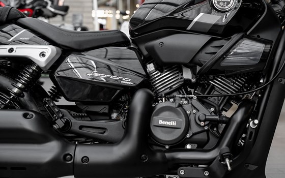 Neufahrzeug Benelli Leoncino Bobber 400 - Bild 20