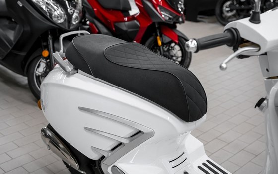 Neufahrzeug United Motors UM Chill 125 - Bild 10