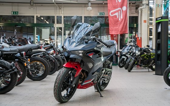 Neufahrzeug Kawasaki Ninja 500 SE - Bild 3