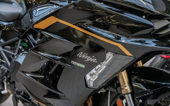 Neufahrzeug Kawasaki Ninja H2 SX - Bild 11