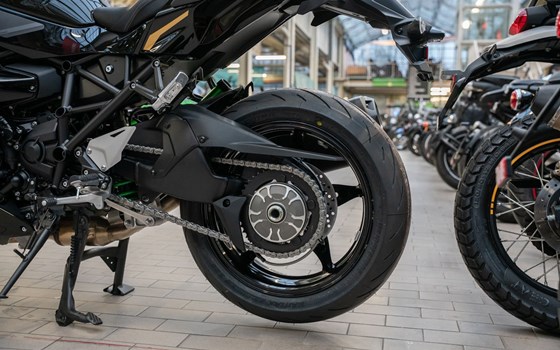 Neufahrzeug Kawasaki Ninja H2 SX - Bild 16