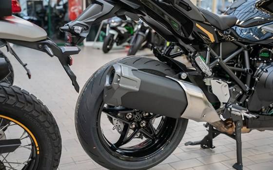 Neufahrzeug Kawasaki Ninja H2 SX - Bild 17