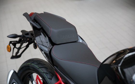 Neufahrzeug Benelli BN 125 - Bild 7