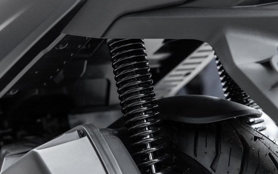 Neufahrzeug Voge SR1 125 ABS TCS - Bild 15