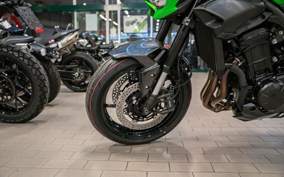 Neufahrzeug Kawasaki Z900 70kW - Bild 12