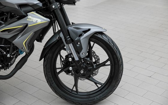 Neufahrzeug Benelli BN 125 - Bild 7