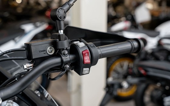 Neufahrzeug Voge DS800X Rally - Bild 7