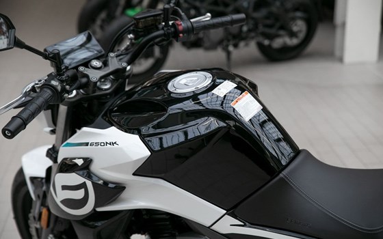 Gebrauchtmotorrad CFMOTO 650NK - Bild 11