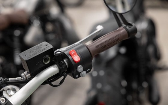 Neufahrzeug Brixton Cromwell 1200 - Bild 10