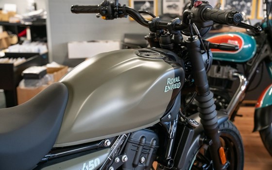 Neufahrzeug Royal Enfield Guerrilla 450 - Bild 10
