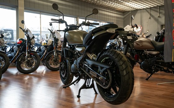 Neufahrzeug Royal Enfield Guerrilla 450 - Bild 4