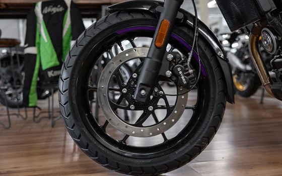 Neufahrzeug Royal Enfield Guerrilla 450 - Bild 12