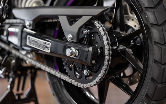 Neufahrzeug Royal Enfield Guerrilla 450 - Bild 15