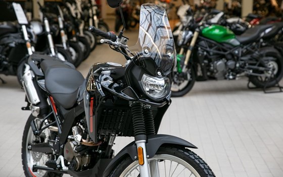 Gebrauchtmotorrad Malaguti Dune 125 X Black Edition - Bild 6