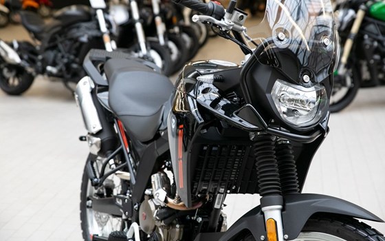 Gebrauchtmotorrad Malaguti Dune 125 X Black Edition - Bild 8