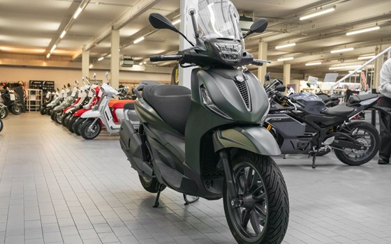 Gebrauchtmotorrad Piaggio Beverly 400 hpe - Bild 5