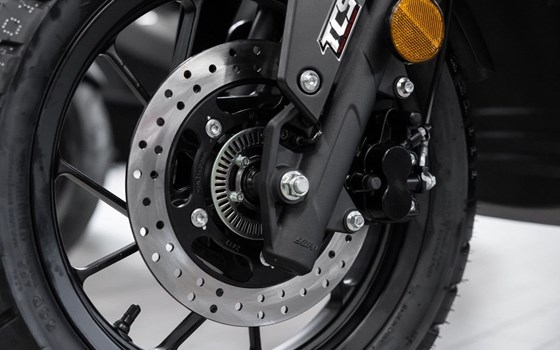 Neufahrzeug Voge SR1 ADV 125 ABS TCS - Bild 12