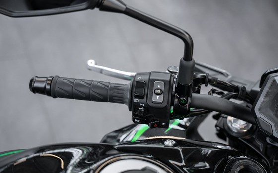 Gebrauchtmotorrad Kawasaki Z650 - Bild 11