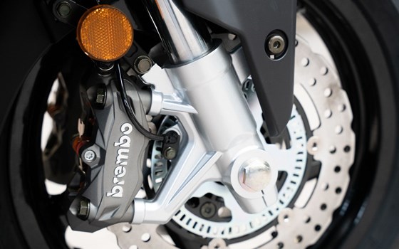 Neufahrzeug Kymco AK 575i ABS Premium - Bild 13