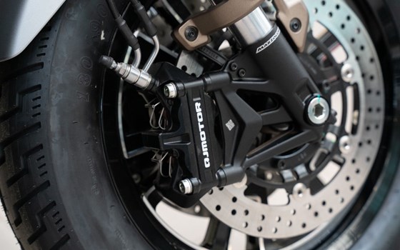 Neufahrzeug QJ Motor SRV 600V - Bild 12