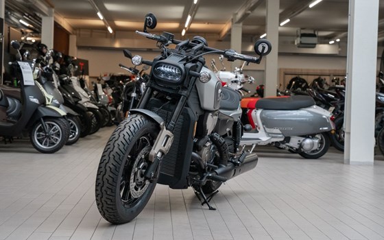 Neufahrzeug QJ Motor SRV 600V - Bild 3