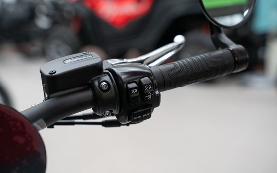 Neufahrzeug QJ Motor SRV 600V - Bild 7