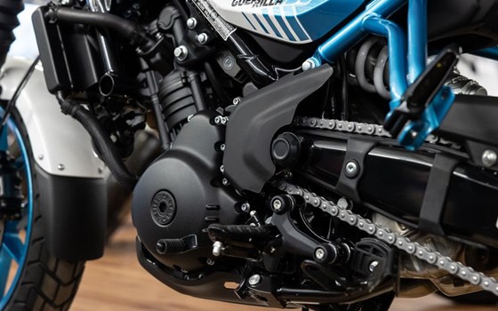 Neufahrzeug Royal Enfield Guerrilla 450 - Bild 15