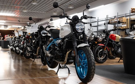 Neufahrzeug Royal Enfield Guerrilla 450 - Bild 2