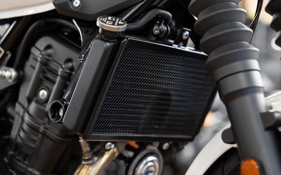 Neufahrzeug Royal Enfield Guerrilla 450 - Bild 20