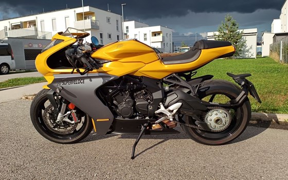 Gebrauchtmotorrad MV Agusta Superveloce 800 - Bild 6