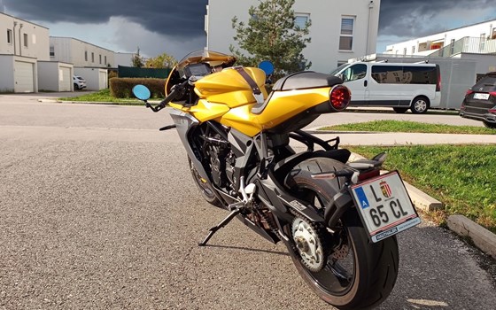 Gebrauchtmotorrad MV Agusta Superveloce 800 - Bild 7