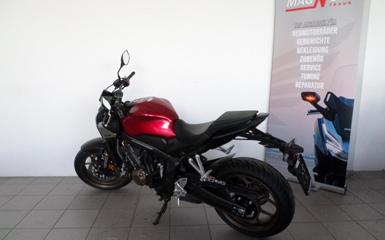 Gebrauchtmotorrad Honda CB650R E-Clutch - Bild 5