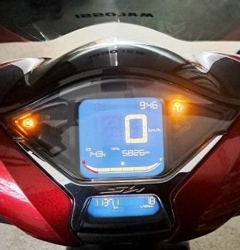 Gebrauchtmotorrad Honda SH150i - Bild 8