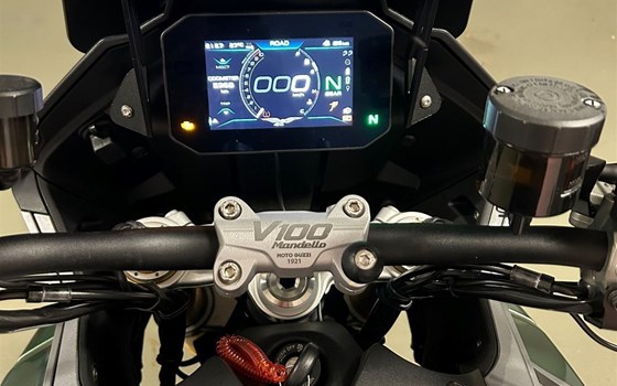 Gebrauchtmotorrad Moto Guzzi V100 Mandello S - Bild 9