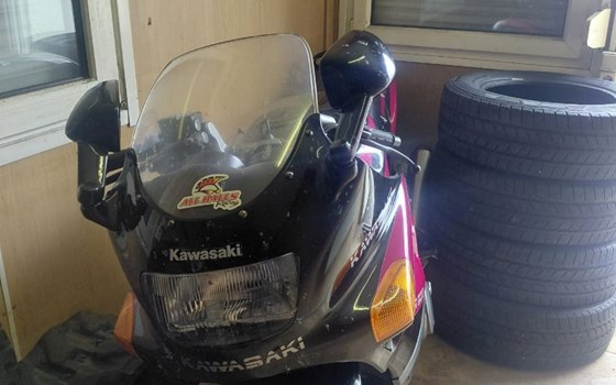 Gebrauchtmotorrad Kawasaki ZZR 500 - Bild 1