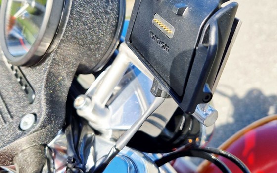 Gebrauchtmotorrad Harley-Davidson Sportster XL 883 L SuperLow - Bild 8