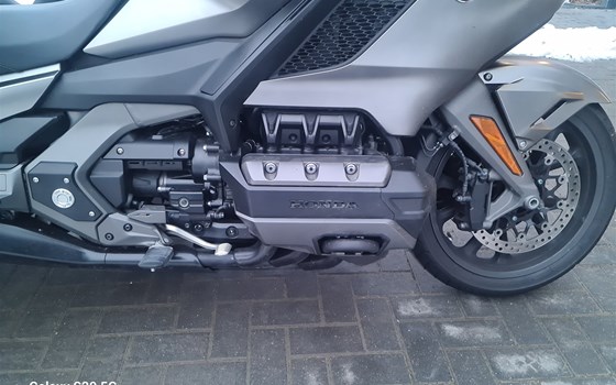 Gebrauchtmotorrad Honda GL 1800 Goldwing - Bild 9