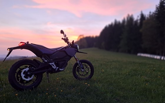Gebrauchtmotorrad Zero FXE - Bild 1