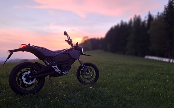 Gebrauchtmotorrad Zero FXE - Bild 1