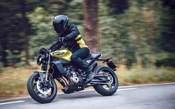 Gebrauchtmotorrad Husqvarna Vitpilen 801 - Bild 3